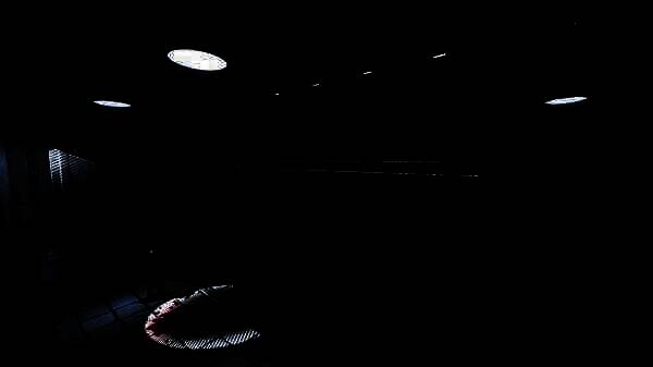 《Skin Deep》相关图片3