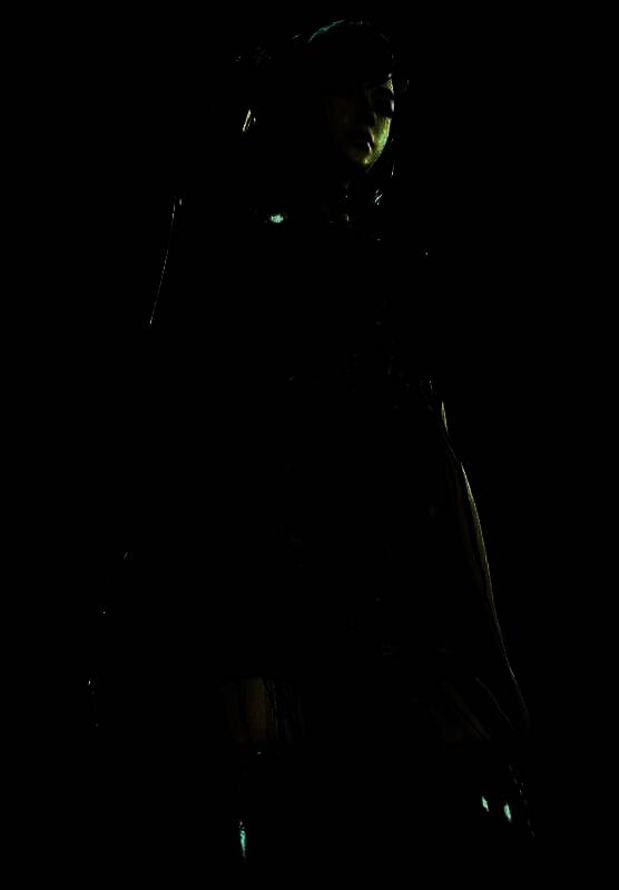 《星刃》照片模式福利图中的性感女角色