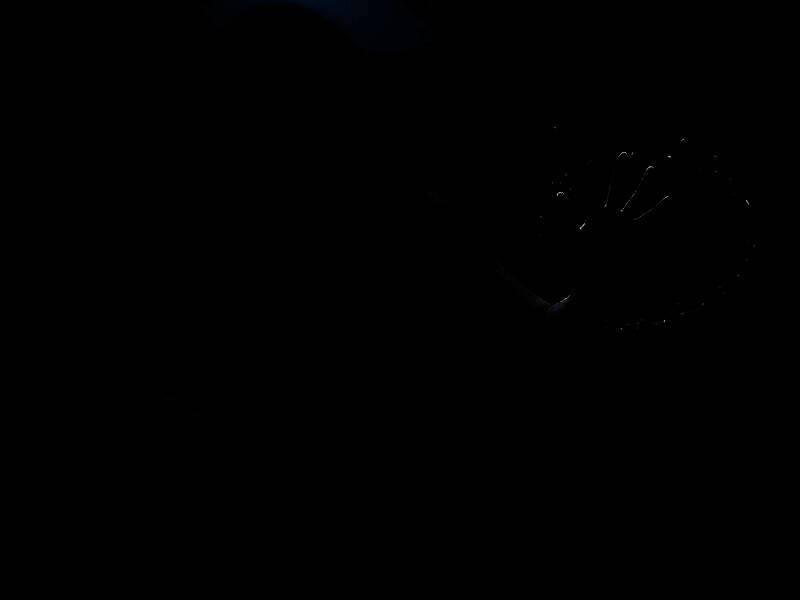 网友使用 Grok 生成的女巫图片3