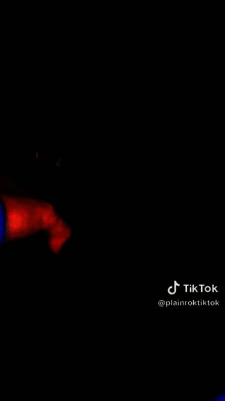 博主暴力打砸Switch2主机现场