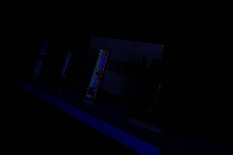 1722000991376253.jpg 荣耀游戏中心APP界面优化示意图