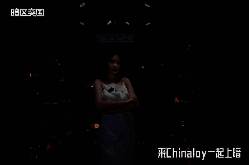 《暗区突围》展位撤离点合影区图3