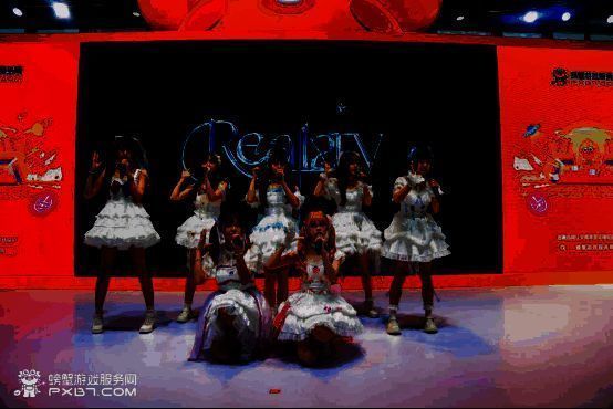 活力女团表演精彩瞬间