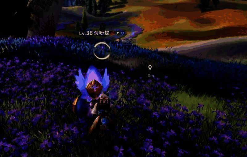 伊莫在花海中漫步，画面唯美治愈