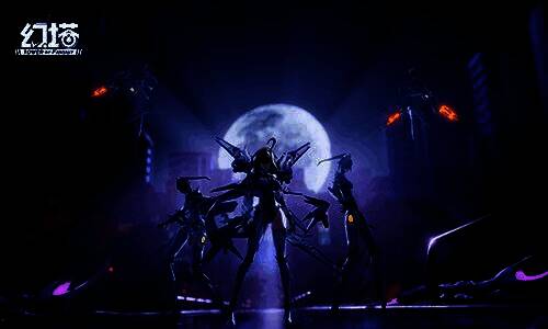 安托莉雅手持武器，眼神坚定，背景是未来都市的光影特效