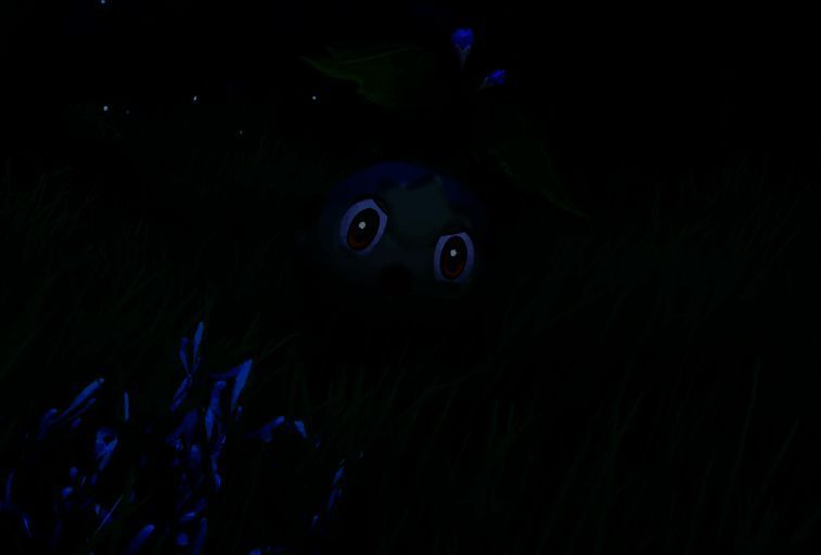 飘飘花特写图，展示其悬浮状态与花瓣状身体结构，背景为黄色树林