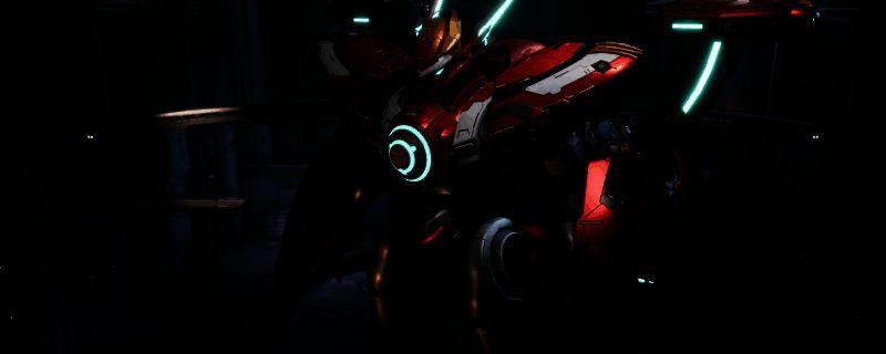 比那卡机甲展示宇宙星神阿波罗涂装效果，金色与红色条纹在黑色底色上熠熠生辉，整体造型极具未来感