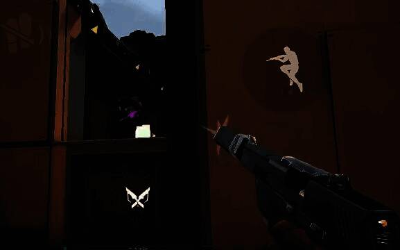 玩家手持鬼魅站在胜利结算界面，击杀数亮眼，战绩评分高，彰显其战术价值