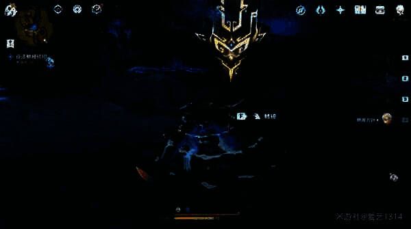 水位下降后露出古老铭印，周围石壁刻有远古文字