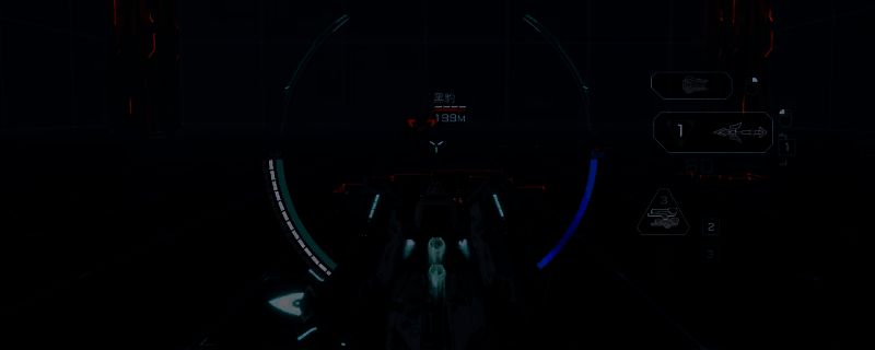 《解限机》中龙渊机甲战斗画面，机体闪耀蓝光，正在进行武装切换，周围火花四溅，展现高强度对抗场景