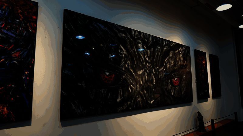 《环太平洋》五大机甲模型陈列于玻璃展柜中，细节精致，灯光映衬下极具视觉冲击力