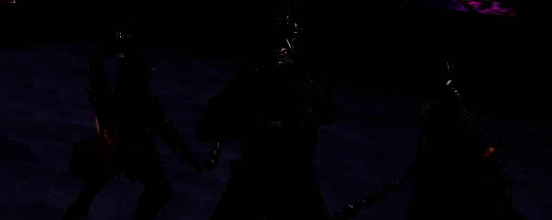 玩家角色在荒凉营地附近与野怪激烈交战，背景为灰暗天空和残破建筑