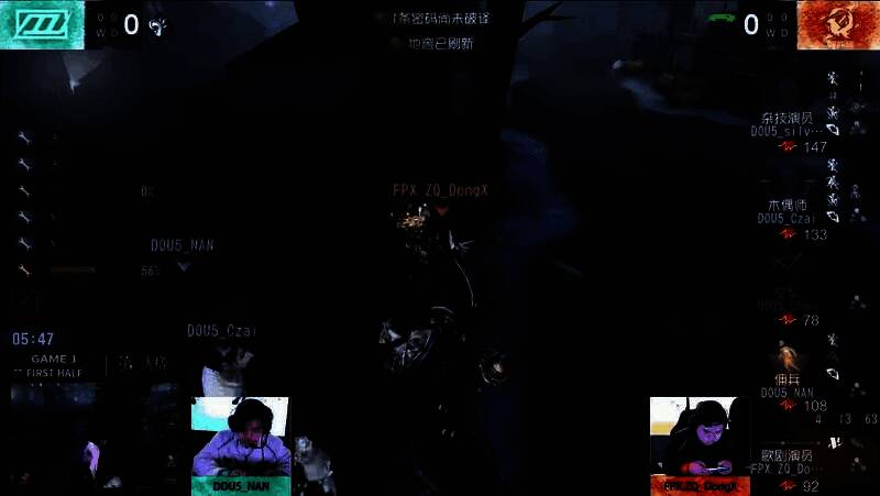 歌剧演员在极限距离甩刀命中佣兵针对部位，展现精准操作