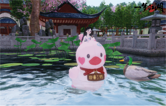 双服福利对比图:左侧平行服标签‘新号专享’含时装/坐骑/特效,右侧经典服标签‘老友加赠’含同款时装+锦芳绣+绑元,中间双向箭头标注‘福利同源,心意无界’