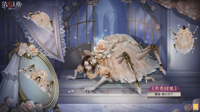 特写镜头:蜘蛛指尖轻触水晶球表面,球内浮现模糊的麦克·莫顿谢幕剪影,球体裂纹中透出暖黄光晕,背景虚化为隐约的观众席轮廓