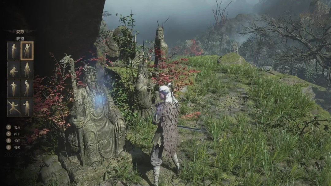 特写：糖葫芦串在石像掌心旋转，山楂裹着晶莹糖壳折射七彩光斑，背景虚化出隐约飞鸟剪影