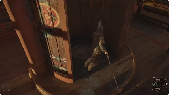 双层电梯全貌揭幕：上层为雕花石台，下层为锈蚀钢架结构，中间垂挂断裂锁链与结冰管道